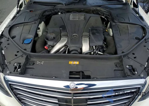 2014 Mercedes-Benz S 550 из США, поврежденный, VIN WDDUG8CB4EA015360